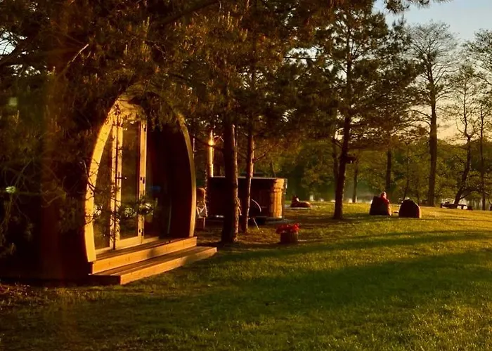 Kedras Glamping - Pod Tipo Nameliai