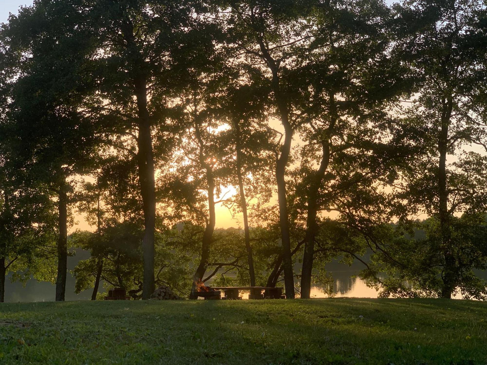Kedras Glamping - Pod Tipo Nameliai Prapuntai
